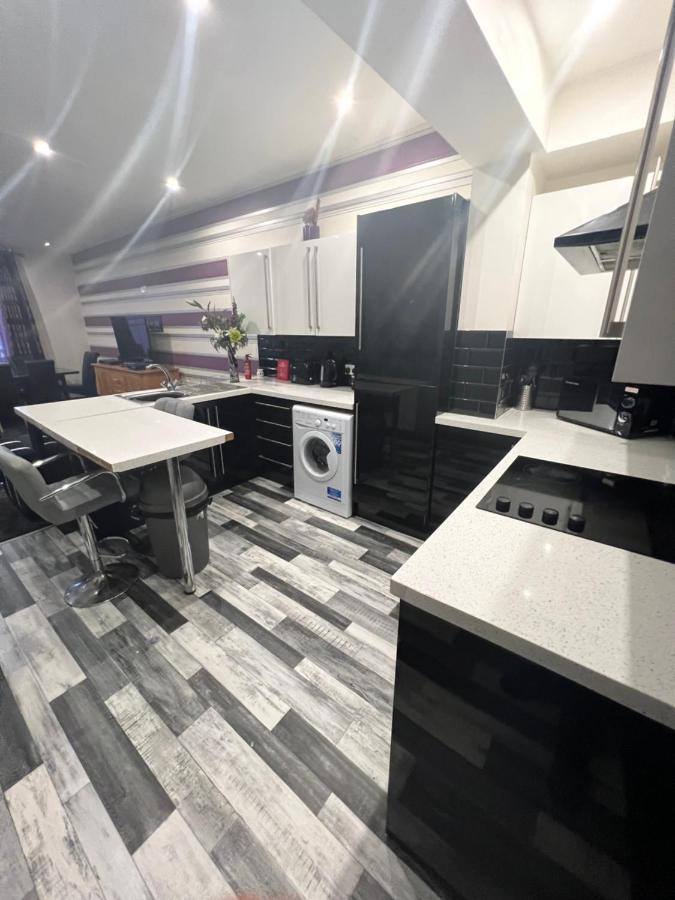 Boutique Blackpool 2 Bed Grey Apartment Sleeps 10 Extérieur photo